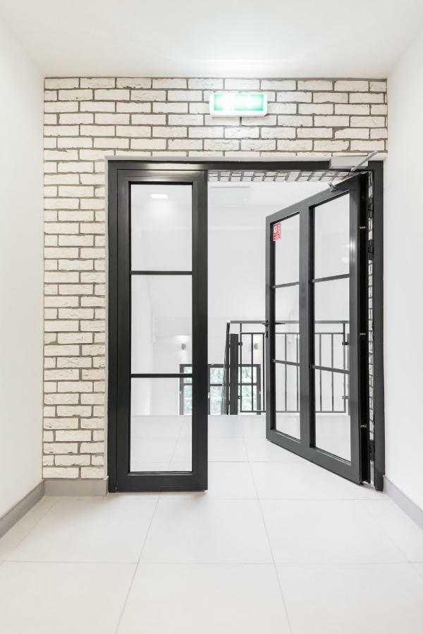 Goldeneye Apartment Center Wroclaw Exterior photo