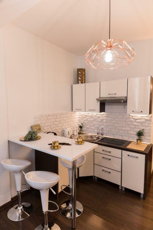 Goldeneye Apartment Center Wroclaw Exterior photo
